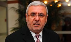 Metiner: AK Parti’de de değişim tepeden başlamalı