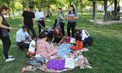 DEM Partili Ergani Belediyesi, Kürtçe hikaye kitapları dağıttı