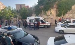 Mardin'de kavga ettiği kişiyi silahla vurdu