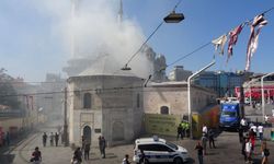 Taksim Maksemi’de yangın: Boyalar patladı
