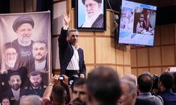 Vetolu Ahmedinejad, İran’da aday oldu