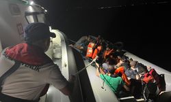 İzmir açıklarında 132 kaçak göçmen kurtarıldı