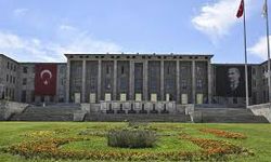 Türkiye Büyük Millet Meclisi, milletvekillerine ziyaretçi yasağı getirdi
