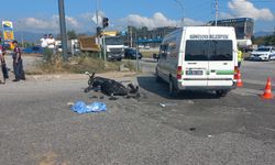 Motosiklet hafriyat kamyonunun altına girdi: 1 ölü