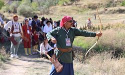 Kapadokya'da okçuluk festivali