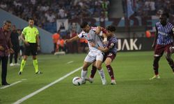 Trabzonspor - Beşiktaş derbisinde ilk yarı 2 golle sona erdi