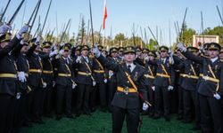 Teğmenlerin kılıçlı yemini hakkında inceleme başlatıldı