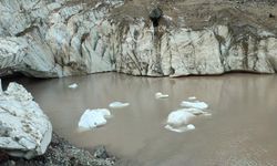 Hakkari SOS veriyor, 20 bin yıllık buzullar erimeye başladı