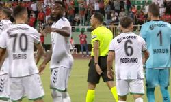 Kocaelispor Amedspor karşısında 9 kişi kaldı