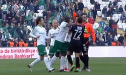 Taraftarların hedefindeydi; Amedspor maçı öncesi futbolu bıraktı