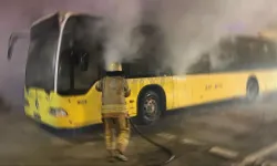 Dolmabahçe Tüneli'nde İETT otobüsünde yangın, trafik durdu