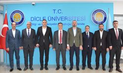 Dicle Üniversitesi, sendikayla toplu iş görüşmelerine oturdu