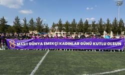 Diyarbakır’da bu pankartla sahaya çıkıp rakibini gol yağmuruna tuttular