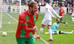 Amedspor'un gol kralıydı, yeni takımını da zirveye taşıdı