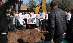 Barış Annesi Sakine Arat son yolculuğuna uğurlandı