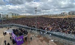 Diyarbakır’da alan doldu, Newroz kutlamaları başladı