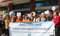 İzmir Barış Forumu: Meclis toplanmalı, komisyon kurulmalı