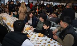 Diyarbakır'da Eş Başkanlar, iftar çadırında halkla buluştu