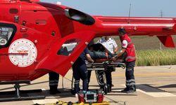 Diyarbakır'da ağaçtan düşen kişi helikopterle hastaneye götürüldü