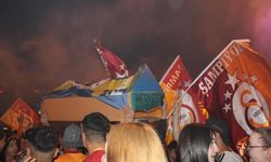Galatasaray şampiyonluğunu ilan etti, taraftar tabut taşıdı!