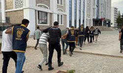 Masaj salonuna fuhuş operasyonu: 14 kişi yakalandı