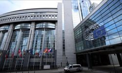 Avrupa Birliği, Suriye'ye yönelik yaptırımları kaldırdı