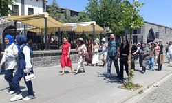 Diyarbakır’da turist var, rehber yok!
