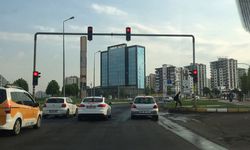 Diyarbakırlılar isyanda: Bu yollar yarış pisti gibi