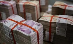 Hazine 183,5 milyar TL açık verdi