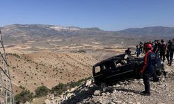 Şırnak'ta kamyonet şarampole devrildi: Aynı aileden 3 kişi öldü