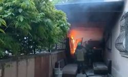 Bursa'da bir vakfa ait öğrenci yurdunda yangın!