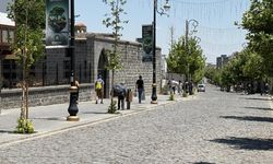 Diyarbakır’da tarihi mekanlar sessizliğe büründü!