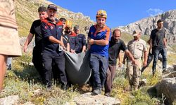 Batman’daki katliam gibi kazada hayatını kaybeden Diyarbakırlı müdür defnedildi
