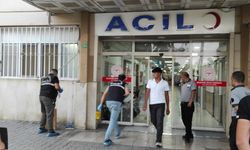 Acil servis doktoru ve güvenlik görevlisine bıçaklı saldırı