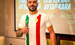 İmza tamam! Amedspor formasıyla bu pozu verdi
