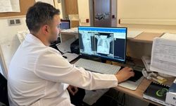 Batman'da 15 aylık bebeğin akciğerinden çekirdek kabuğu çıkarıldı