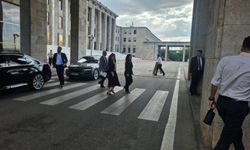DEM Parti komisyon taslağını TBMM Başkanı Kurtulmuş’a sundu