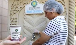 Diyarbakır’da ücretsiz limonata ikramı başladı