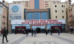 Diyarbakır'daki hastanede arbede; polis gözaltına aldı