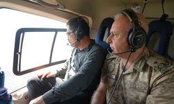Hatay'daki yangın kontrol altına alındı, Vali havadan denetledi