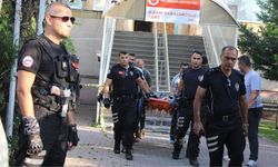 Namaz kılarken boğazını keserek öldürdü
