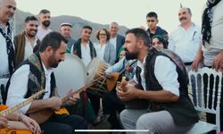 Kürt ozanlar “Berhev 3” atışmasında yeniden sahnede