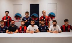 Mardin 1969 Spor’dan 7 futbolcu için imza töreni