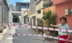Yol çöktü, mahalle diken üstünde