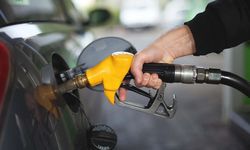 Benzine, 1 lira 22 kuruş zam geldi!