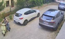 Kar maskeli hırsızların motosiklet hırsızlığı kamerada
