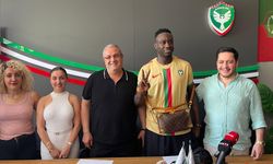 “Gol kralı” Mbaye Diagne, resmen Amedspor’da