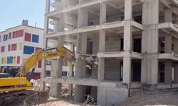 Müteahhit kendi inşaatını ihbar etti, bina yıkıldı!