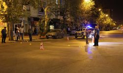 Sokak ortasında silahla defalarca ateş açtılar!