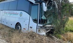 Diyarbakır otobüsü ile otomobil çarpıştı; aynı aileden 4 kişi öldü